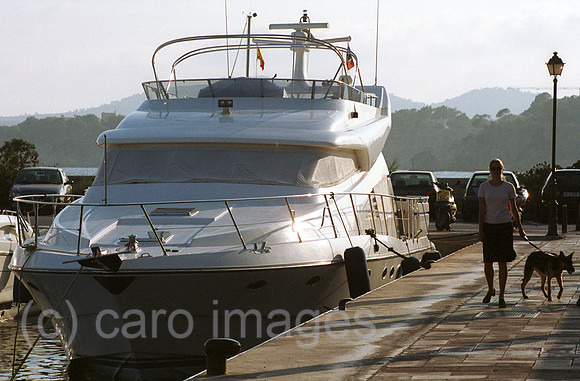 00M090234CARO.JPG