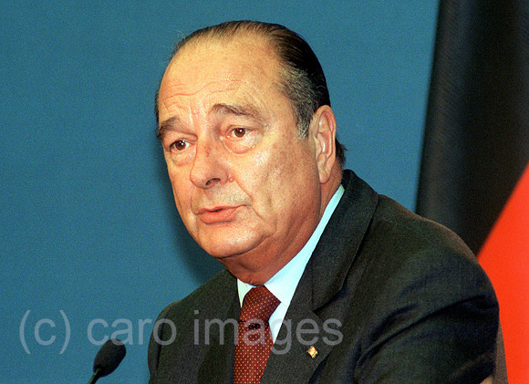 00M092111CARO.JPG