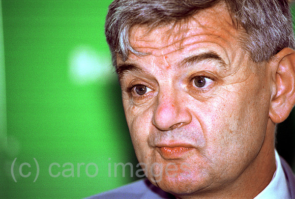 00M096230CARO.JPG