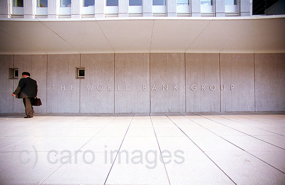 00M094909CARO.JPG