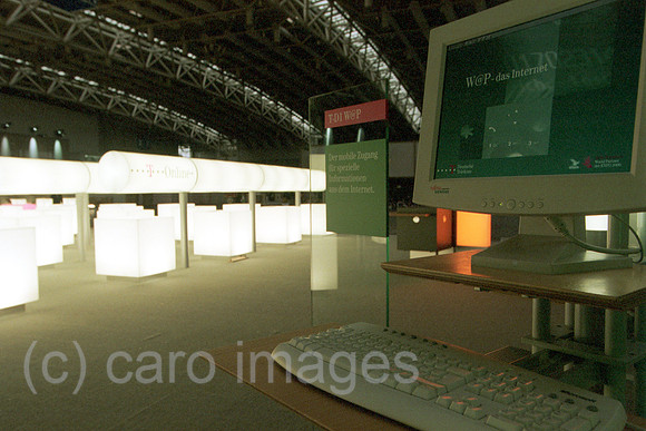 00M089824CARO.JPG