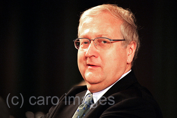 00M097909CARO.JPG