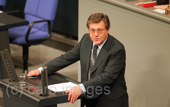 00M100206CARO.JPG