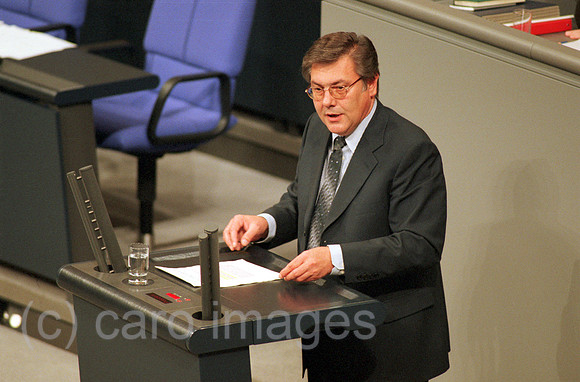 00M100209CARO.JPG