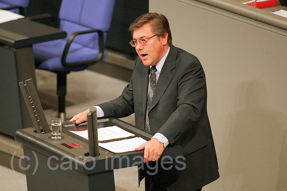 00M100227CARO.JPG