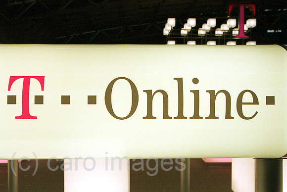 00M089829CARO.JPG