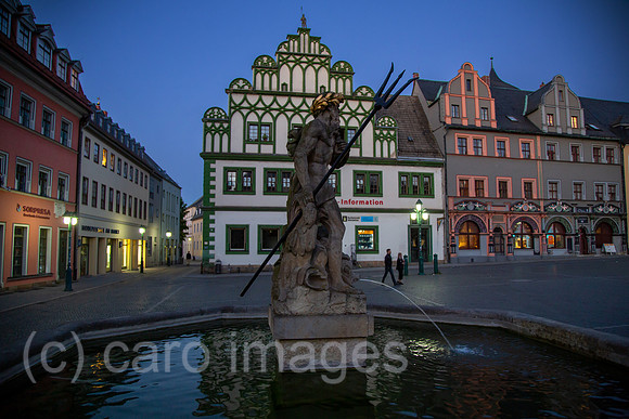 Deutschland, Weimar - Der Markt mit dem Neptunbrunnen