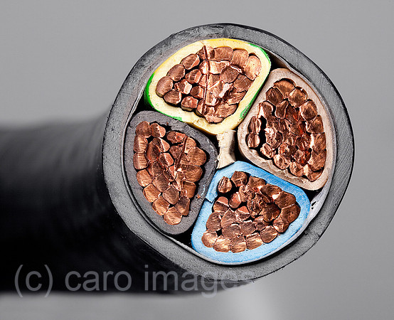0SH101216D002CAROE.JPG