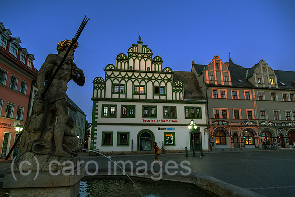 Deutschland, Weimar - Der Markt mit dem Neptunbrunnen