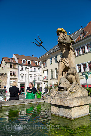 Deutschland, Weimar - Der Markt mit dem Neptunbrunnen