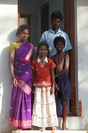 00U090701D010CAROE.JPG