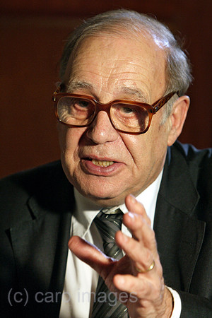 00U090210D018CAROE.JPG