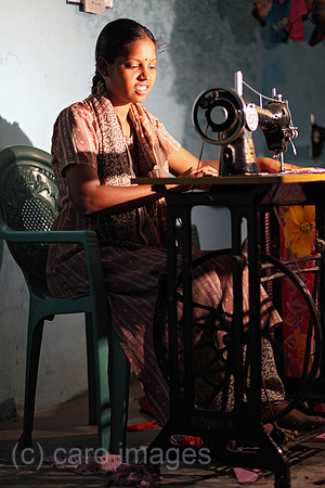 00U090702D068CAROE.JPG