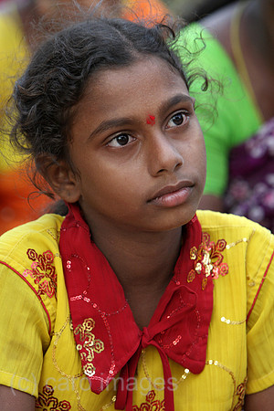 00U090628D048CAROE.JPG