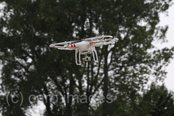 0PR140724D011CAROE.JPG