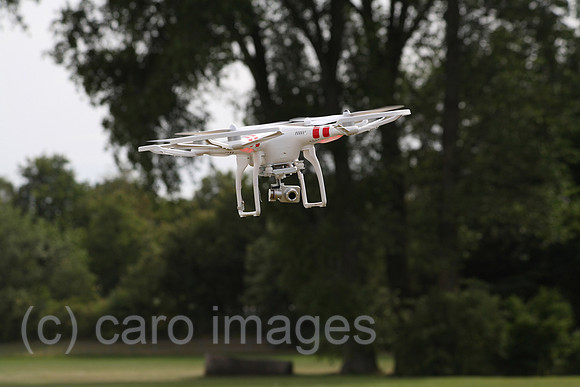 0PR140724D010CAROE.JPG
