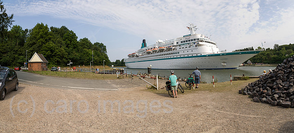 0PR140720D013CAROE.JPG