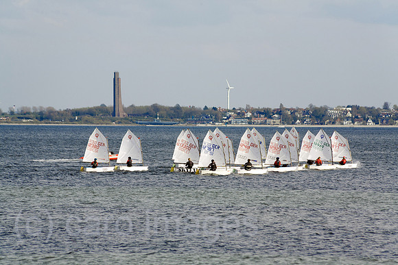 0PR140412D019CAROE.JPG