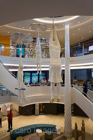 0PR150605D005CAROE.JPG