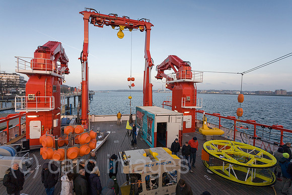 0PR141127D013CAROE.JPG