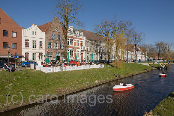 0PR150406D020CAROE.JPG