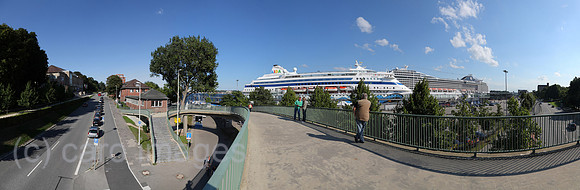 0PR130824D023CAROE.JPG