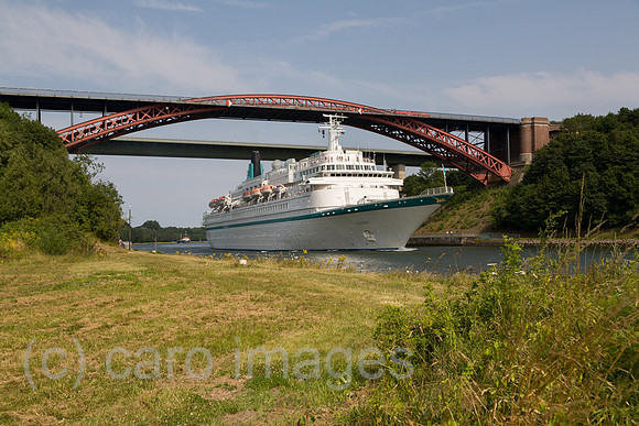 0PR140720D004CAROE.JPG