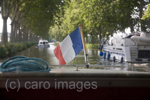 0PR130716D006CAROE.JPG