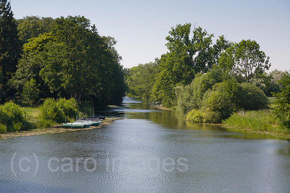 0PR140710D024CAROE.JPG
