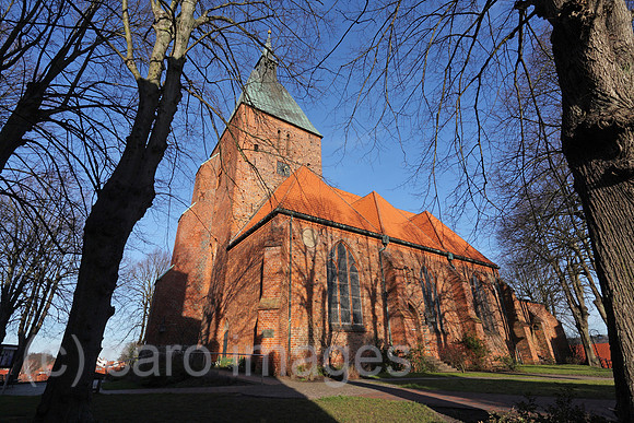 0PR131230D043CAROE.JPG