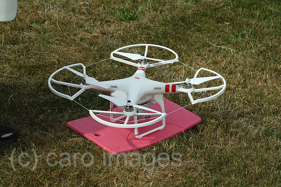 0PR140724D001CAROE.JPG