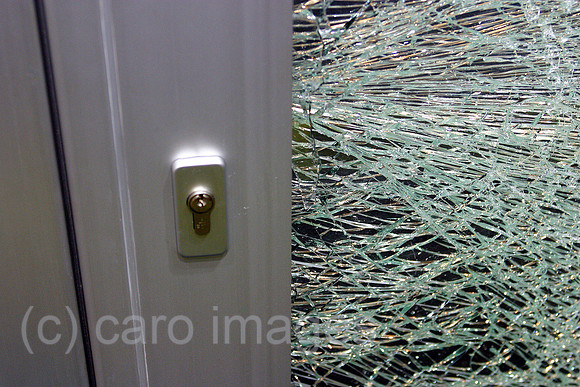 00X021010D003CARO.JPG