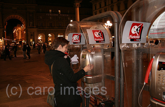 0SB051203D034CARO.JPG