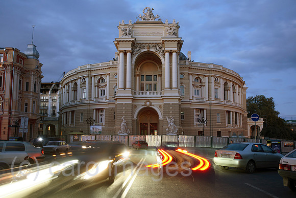 00S061110D102CARO.JPG
