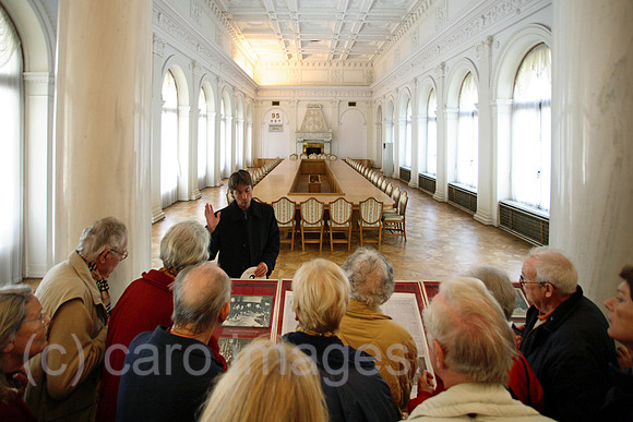 00S061109D055CARO.JPG