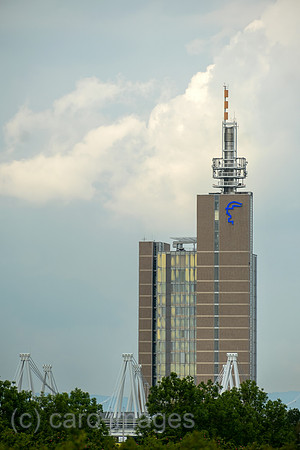 Deutschland, Hannover - Deutsche Messe AG, Blick auf zentrales Hochhaus auf dem Messegelaende