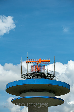 Deutschland, Stuhr - Radarturm des Bremer Flughafen