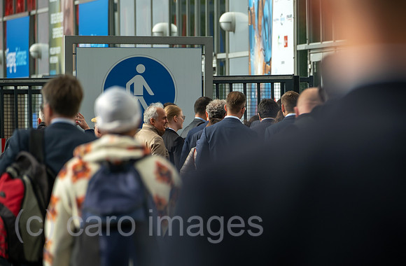 Deutschland, Hannover - Hannover-Messe, Ein Tag geht zu Ende