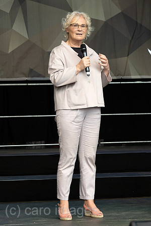 Deutschland, Warendorf - Christine Lambrecht, Bundesministerin der Verteidigung (SPD) beim Tag der Bundeswehr