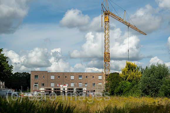 Deutschland, Bremen - Baustelle fuer eine Wohnsiedlung