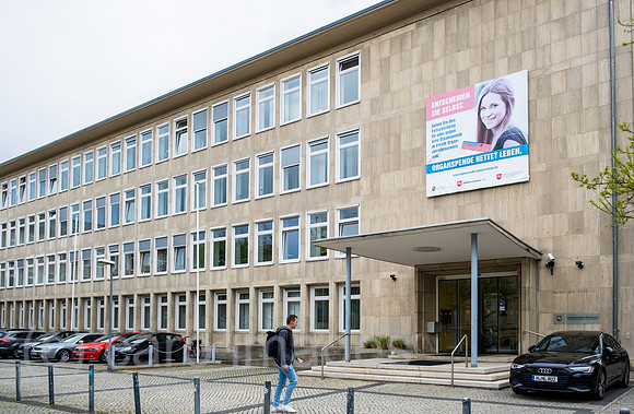 Deutschland, Hannover - Niedersaechsisches Ministerium fuer Gesundheit und Gleichstellung