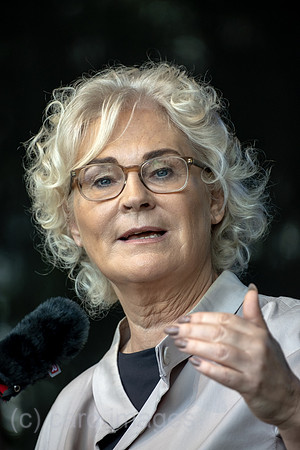 Deutschland, Warendorf - Christine Lambrecht, Bundesministerin der Verteidigung (SPD) beim Tag der Bundeswehr