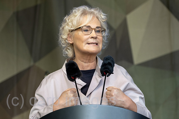 Deutschland, Warendorf - Christine Lambrecht, Bundesministerin der Verteidigung (SPD) beim Tag der Bundeswehr