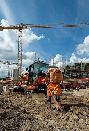 Deutschland, Bremen - Baustelle fuer eine Wohnsiedlung