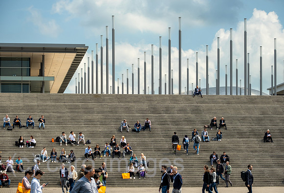 Deutschland, Hannover - Hannover-Messe, Treppenbereich zwischen den Hallen