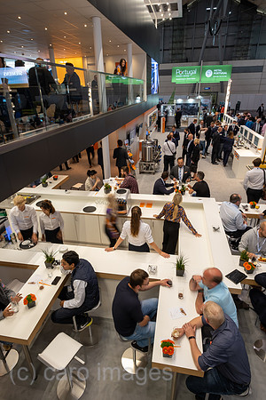 Deutschland, Hannover - Hannover-Messe, Messestand der ifm-Unternehmensgruppe (Automatisierungstechnik fuer Industrieunternehmen)