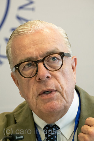 Deutschland, Bremen - Klaus Reinhardt, Praesident der Bundesaerztekammer, PK beim Deutschen Aerztetag (jaehrliche Hauptversammlung des Parlaments der Aerzteschaft)