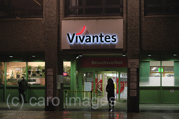 Deutschland, Berlin - Haupteingang, Vivantes Klinikum Am Urban im Stadtteil Kreuzberg.