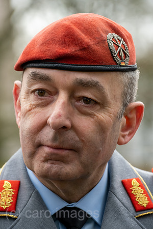 Deutschland, Bremen - General Carsten Breuer, Leiter des Corona-Krisenstabes informiert sich ueber die Bremer Impfkampagne