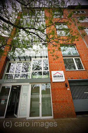 Deutschland, Bremen - Sitz der stadteigenen Wohnungsbaugesellschaft Brebau, ins Gerede gekommen wegen diskriminierender Vergabe bei Wohnungsvermietung